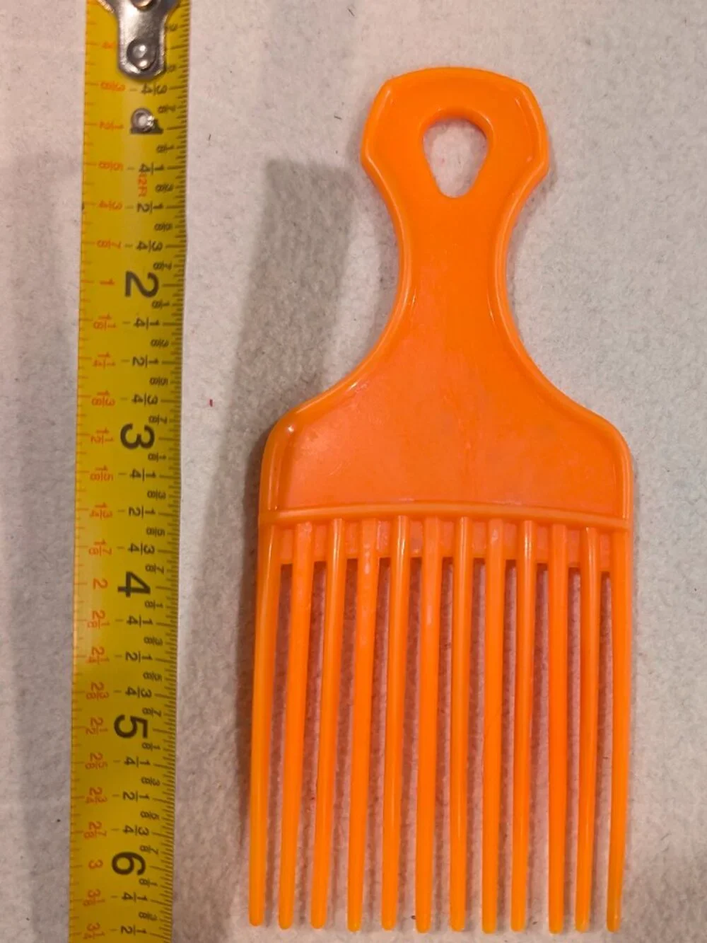 Vintage Orange Wide Tooth Hair Pick Comb Retro 70s 80s - 1348